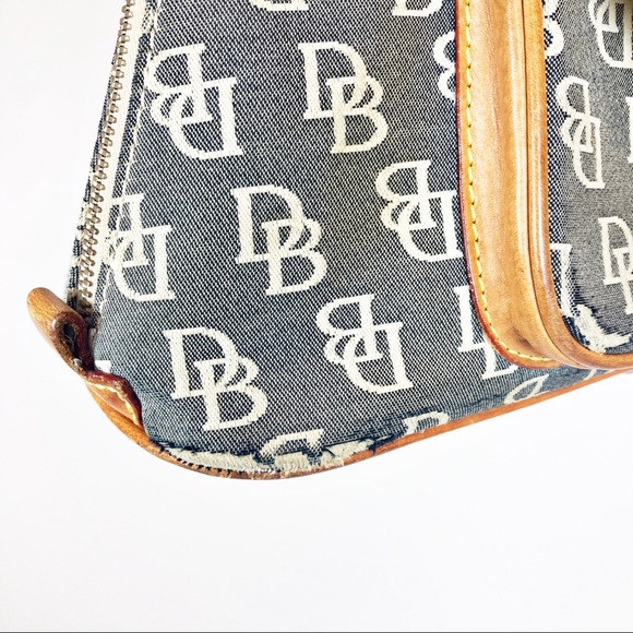 2/$30 Vintage Dooney & Bourke bag - Picture 5 of 7